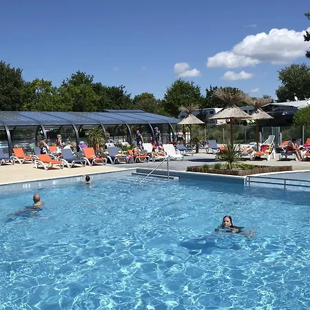 Camping Sunissim De L'eve By Locatour Campingplatz