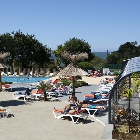 Camping Sunissim De L'eve By Locatour Campingplatz 4*